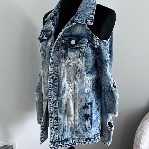 Fashion Nova Oversized Cold Shoulder Blue Distressed Jean Jacket (S) - Picture 3 of 6